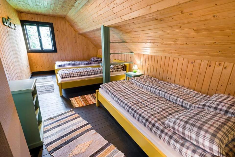 Piricske Pihenohaz Villa Ciceu Exteriör bild