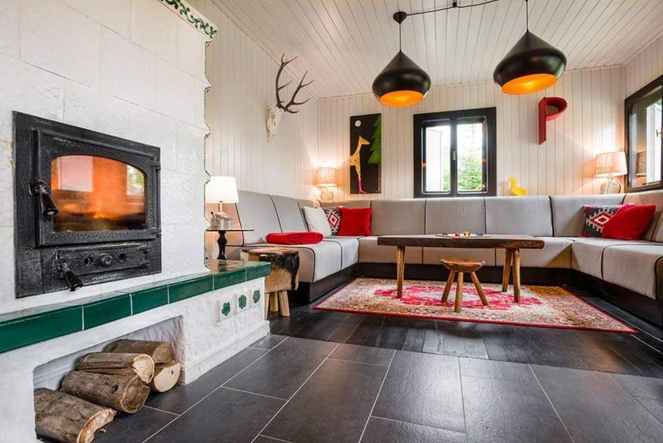 Piricske Pihenohaz Villa Ciceu Exteriör bild