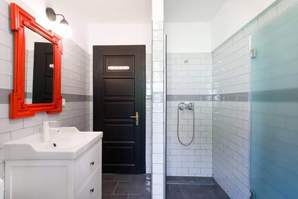 Piricske Pihenohaz Villa Ciceu Exteriör bild
