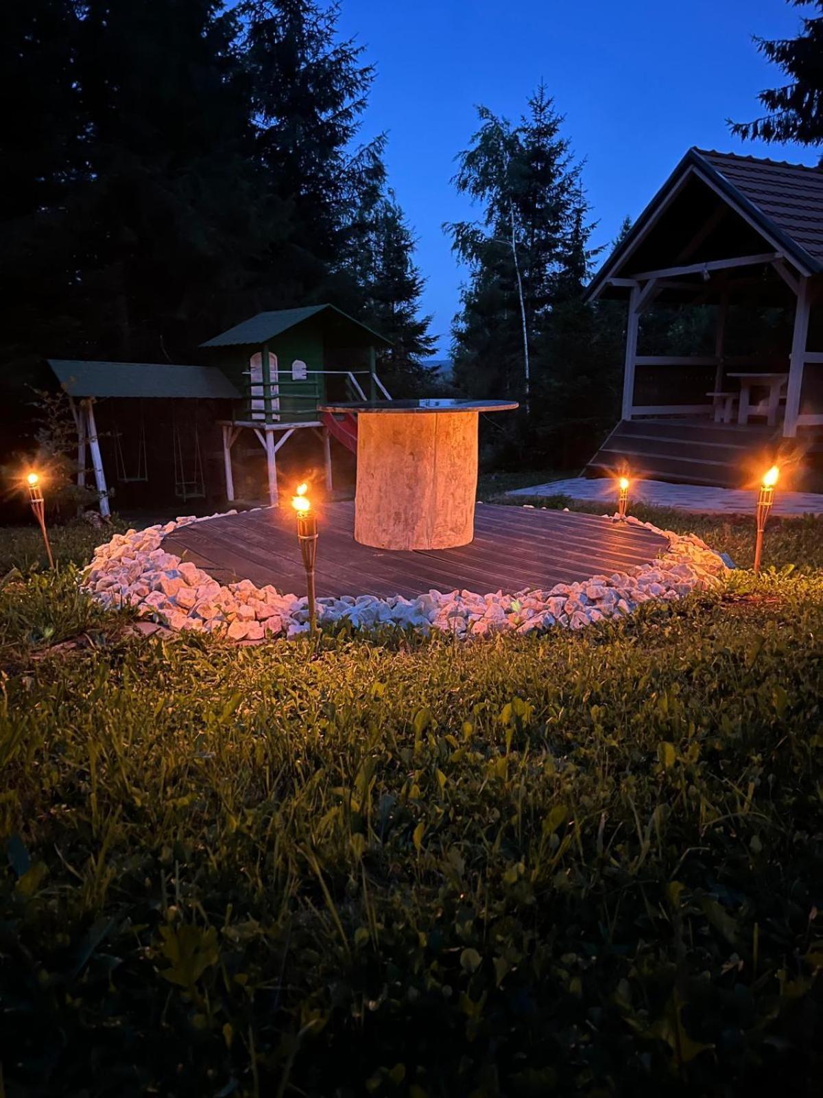Piricske Pihenohaz Villa Ciceu Exteriör bild